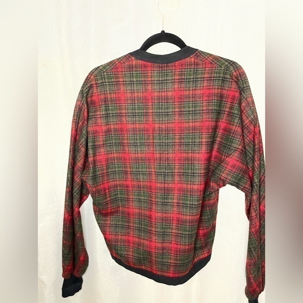 Pendleton Womens Cardigan Sweater Red Green 100% Wool Tartan Plaid Vintage Small - Picture 4 of 9